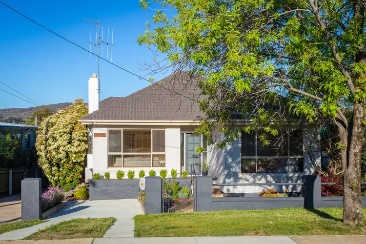 17 Sunnybar Parade, Queanbeyan NSW 2620