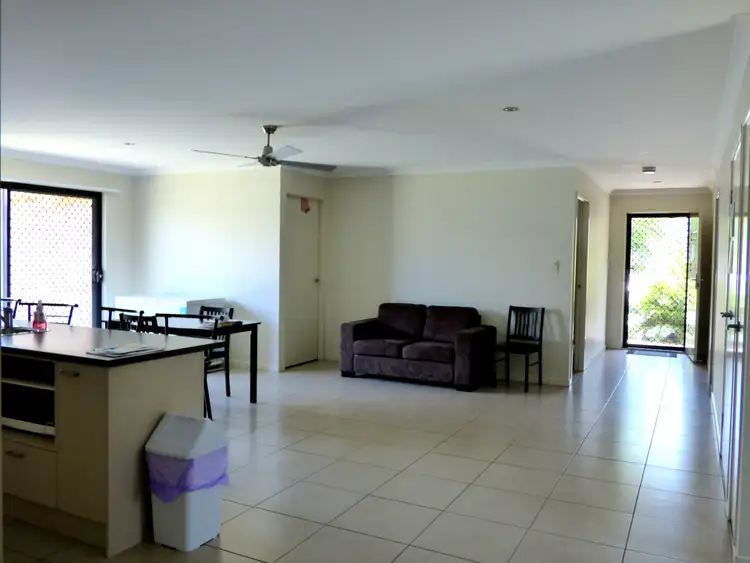 Seventh view of Homely house listing, 8 Larkin Ct, Caboolture QLD 4510