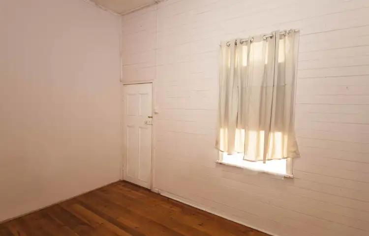 Seventh view of Homely unit listing, 48 Crown St, Maryborough QLD 4650