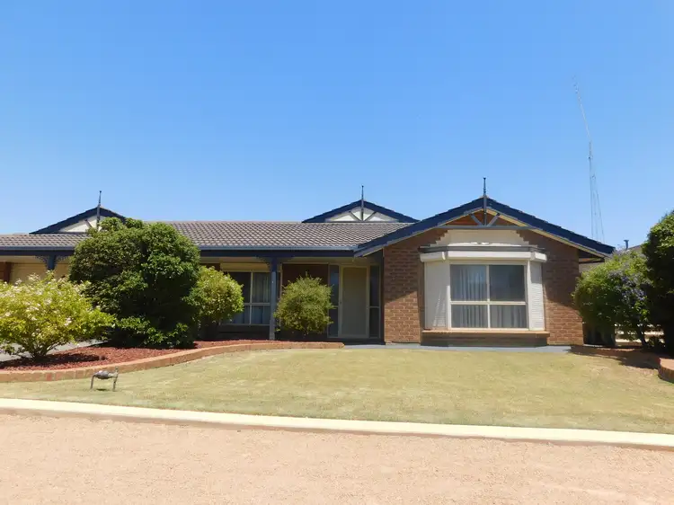 8 Vivian Court, Port Pirie SA 5540