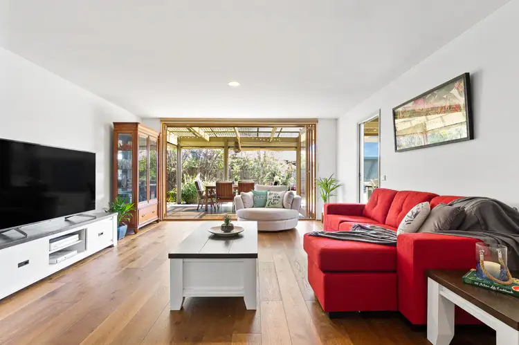 Second view of Homely house listing, 2 Jirrah Ct, Aspendale VIC 3195