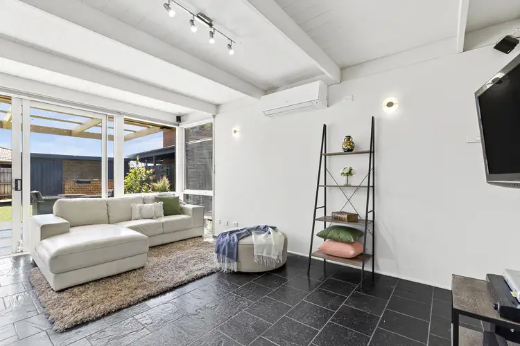 Fifth view of Homely house listing, 2 Jirrah Ct, Aspendale VIC 3195