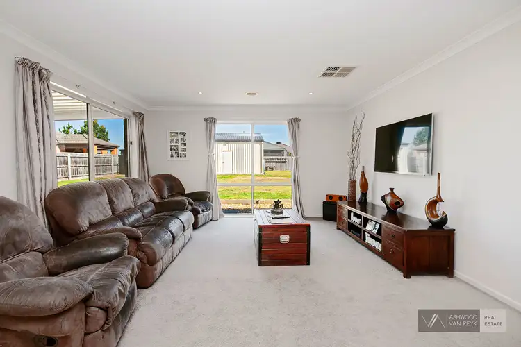 Seventh view of Homely house listing, 27 Phoebes Way, Eastwood VIC 3875
