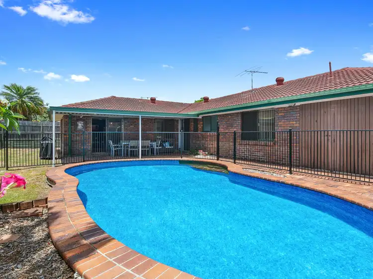 16 Twynam Street, Belmont QLD 4153