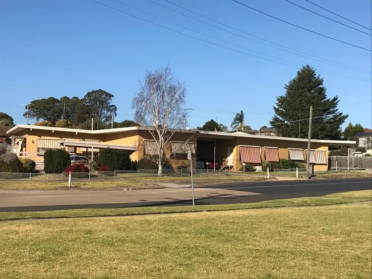 Main view of Homely flat listing, Unit 4/5 Mceacharn St, East Bairnsdale VIC 3875