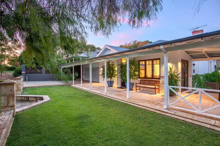 91 Fraser St, Bicton WA 6157