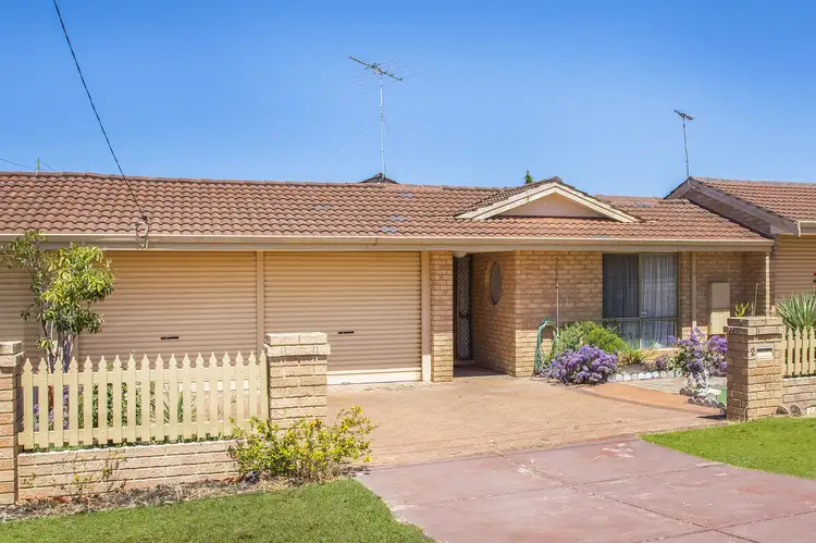 Unit 2/7 Ravenswood Drive, Nollamara WA 6061