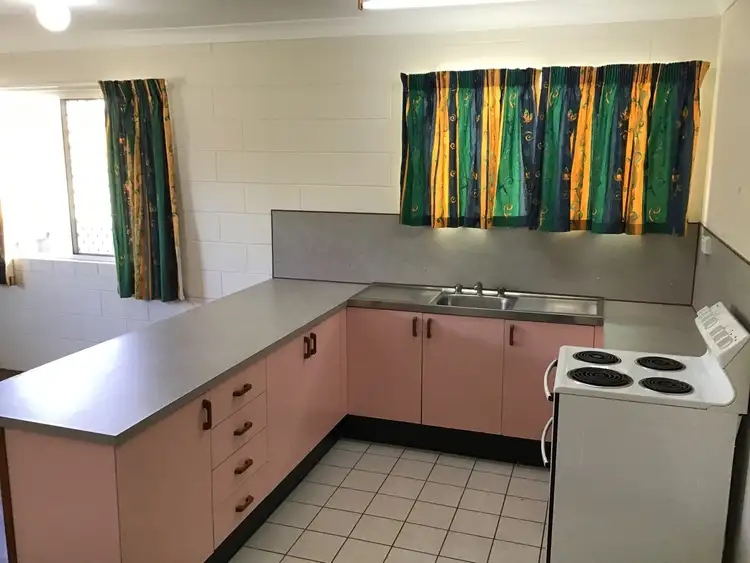 Third view of Homely unit listing, Unit 4/42 Surrey St, Hyde Park QLD 4812
