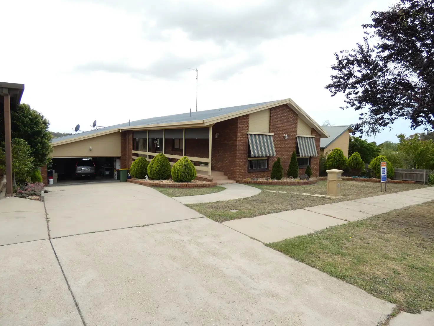 Main view of Homely house listing, 19 Clifton Close, Wy Yung VIC 3875