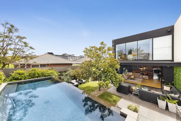 8 Regent St, Brighton East VIC 3187