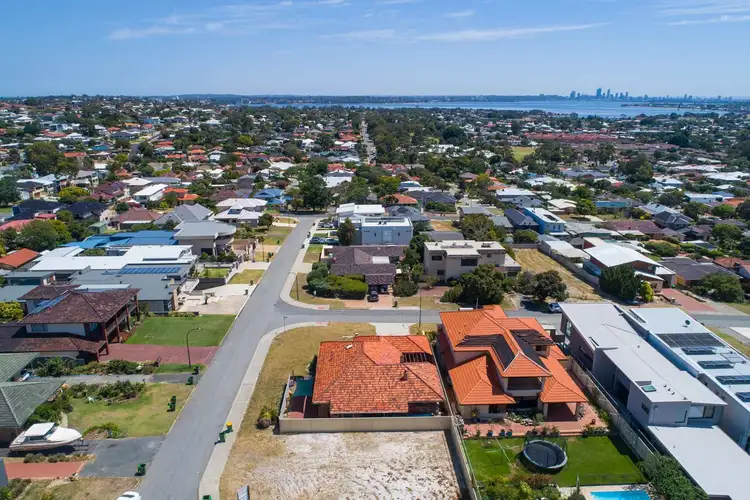 Sixth view of Homely house listing, 1 Renton St, Melville WA 6156