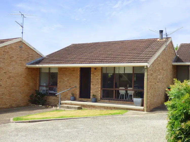 Main view of Homely unit listing, Unit 4/12 Barclay St, Eden NSW 2551