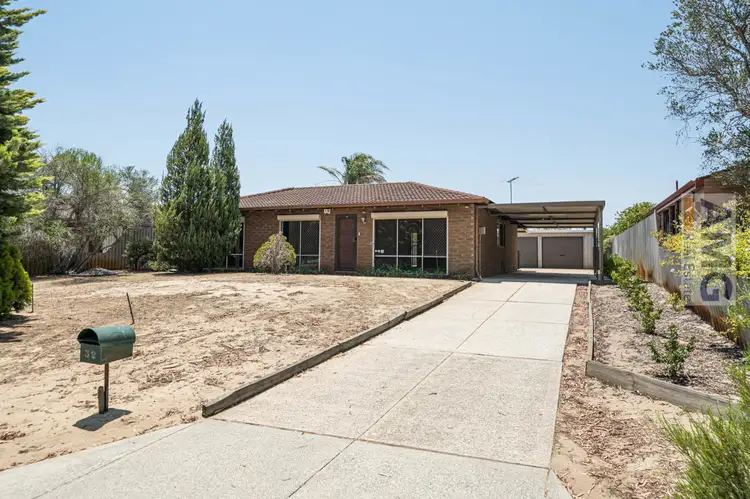 32 Gibson Way