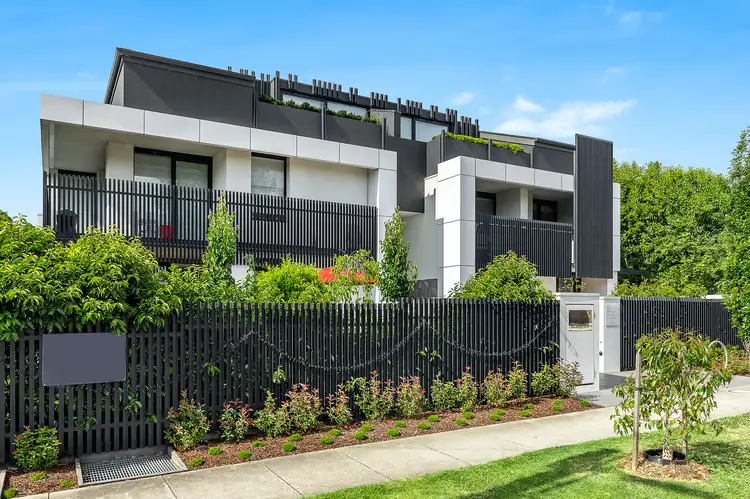 Unit 102/33 Crisp St, Hampton VIC 3188