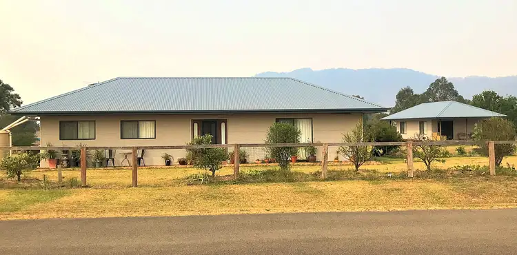 2 Ironbark Cl, Gloucester NSW 2422