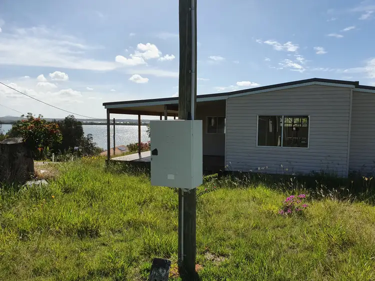 2 Binalong St, Russell Island QLD 4184
