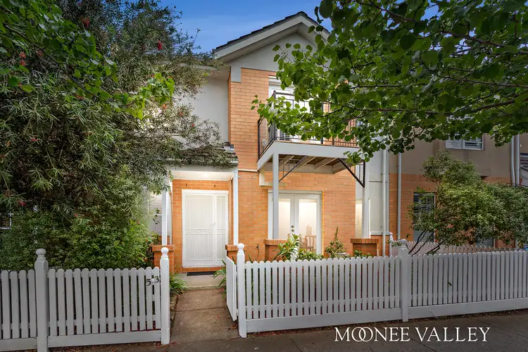 53 Waterford Avenue, Maribyrnong VIC 3032