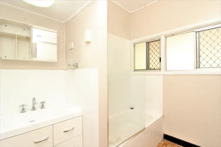 26 Buna St, Mount Isa QLD 4825