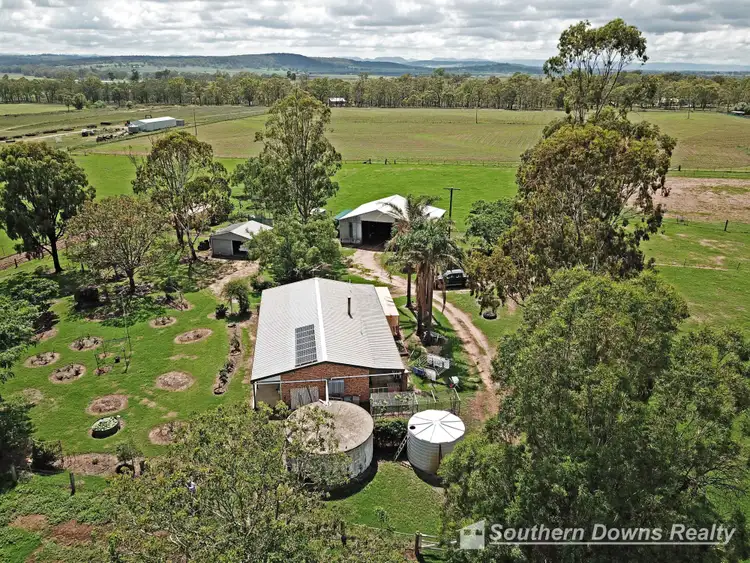 54 Porter Rd, Allan QLD 4370