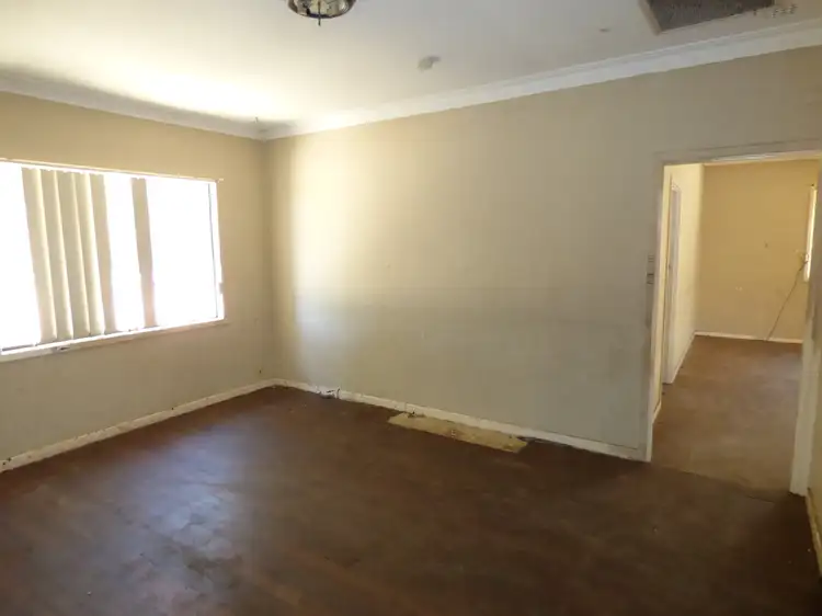 Fifth view of Homely house listing, 27 Pollock Ave, Merredin WA 6415