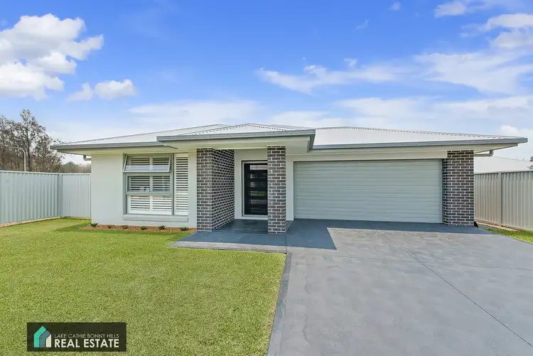 24 Seahorse Rise, Lake Cathie NSW 2445