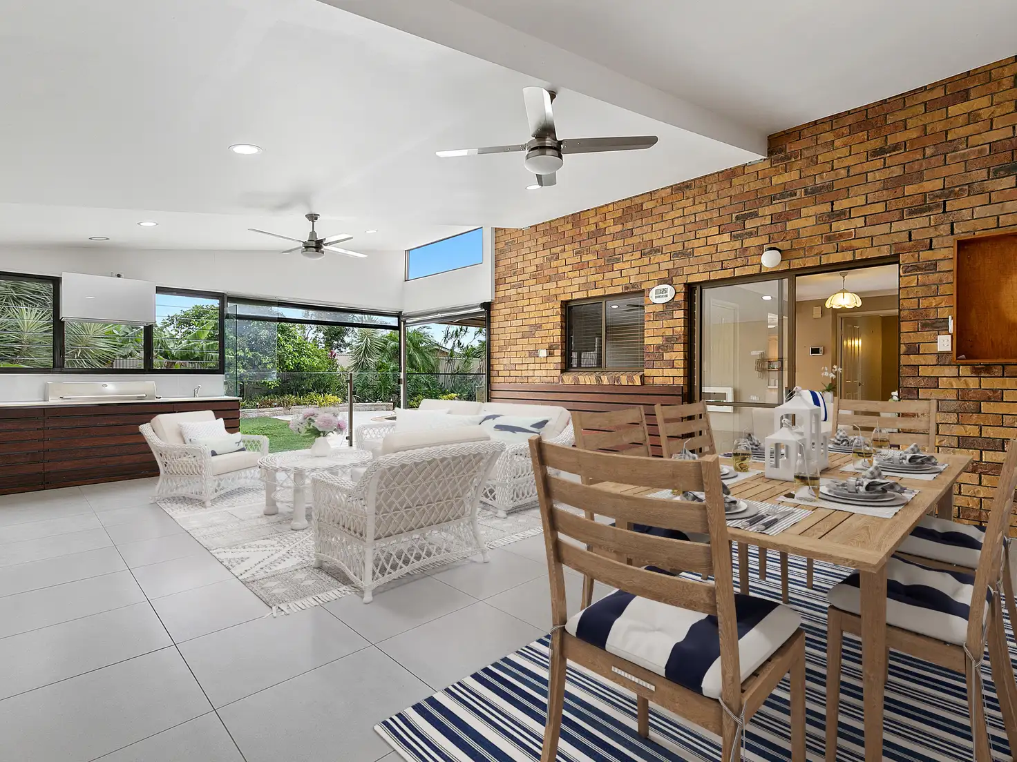 Main view of Homely house listing, 19 Whitecastle St, Carindale QLD 4152