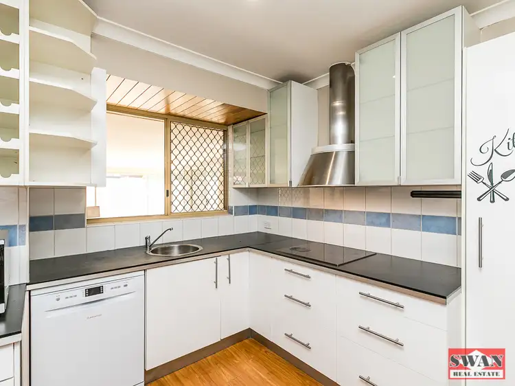 19 Fussel Grn, Stratton WA 6056