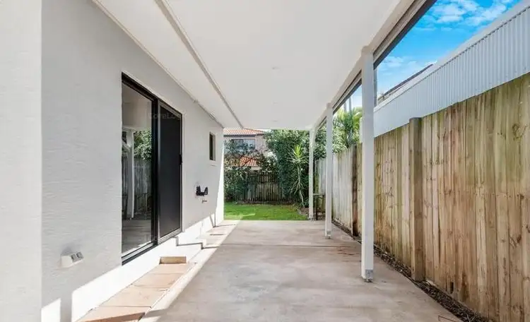 Fifth view of Homely unit listing, Unit 2/34 Point Cartwright Dr, Buddina QLD 4575