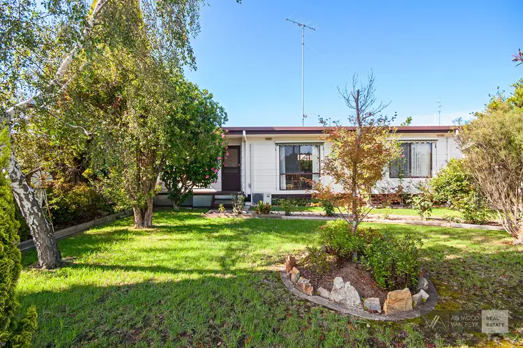 Main view of Homely house listing, 33 Ross St, Bairnsdale VIC 3875