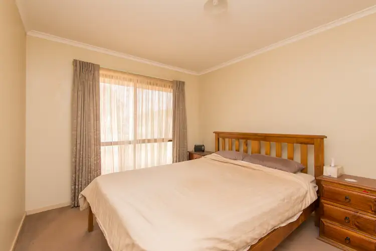 Fifth view of Homely unit listing, Unit 1/318 Eighth St, Mildura VIC 3500