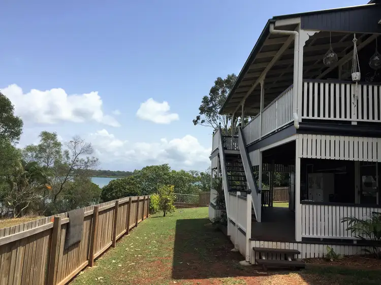 12 Thompson Esp, Russell Island QLD 4184