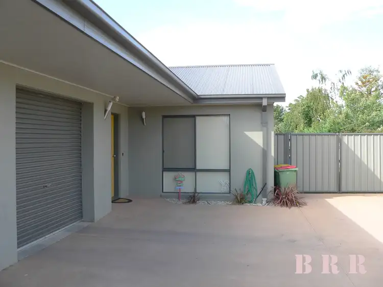45 Egmont St