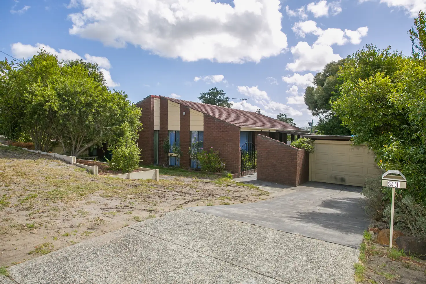 Main view of Homely house listing, 21 Barndie Way, Wanneroo WA 6065