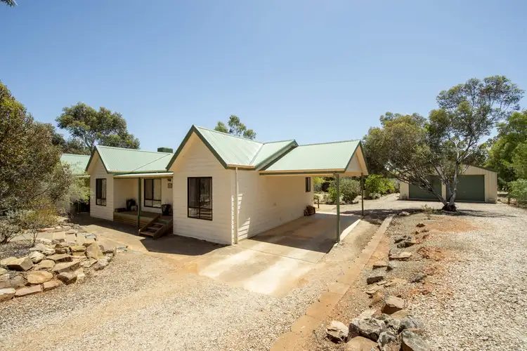 1 Brogan Rd, Jamestown SA 5491