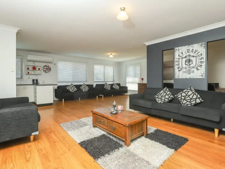 18 Cottonwood Ch, Fletcher NSW 2287