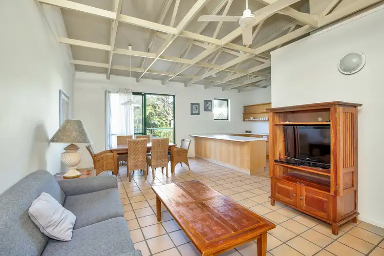 Unit 13/9 Rainbow Shores Dr, Rainbow Beach QLD 4581