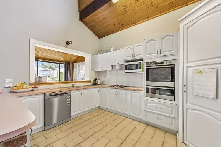 Fourth view of Homely house listing, 8 Kings Way, Goulburn NSW 2580