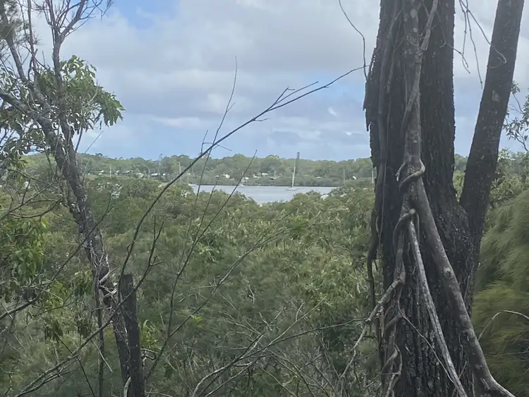 10 Emita St, Macleay Island QLD 4184