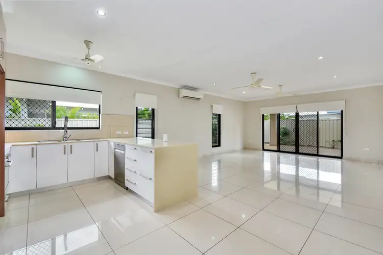 1/8 Gerardine Crescent, Bellamack NT 832
