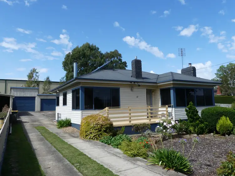 17 West Goderich St, Deloraine TAS 7304