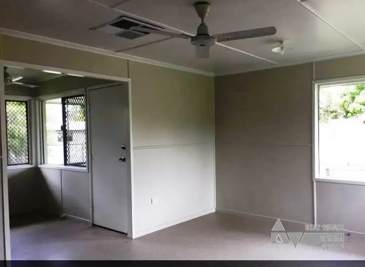 Fifth view of Homely house listing, 7 Seeman St, Blackwater QLD 4717