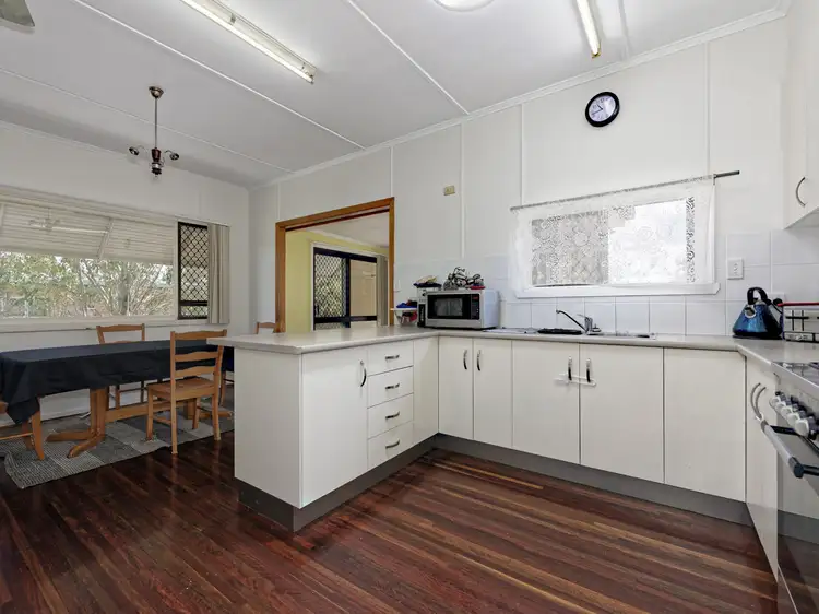 Sixth view of Homely house listing, 33 Wainwright St, Svensson Heights QLD 4670
