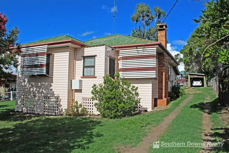 10 Short St, Warwick QLD 4370