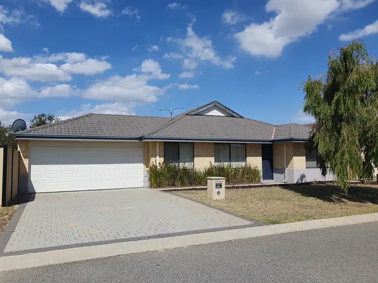 38 Lauderdale Ramble, Carramar WA 6031