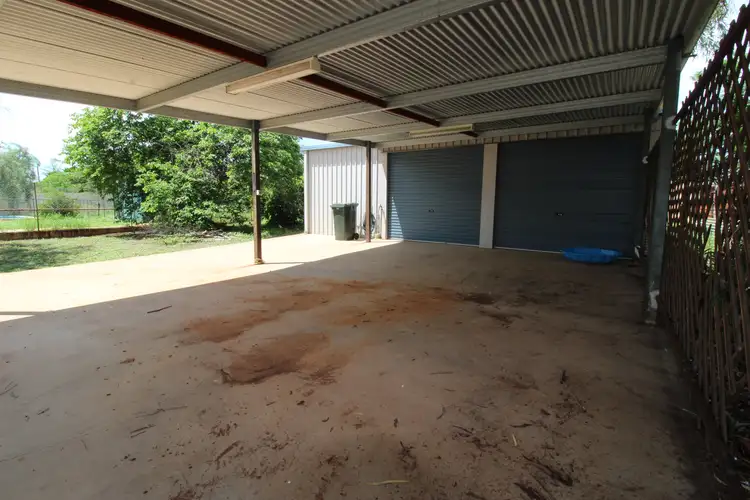 17 Twenty-first Ave, Mount Isa QLD 4825