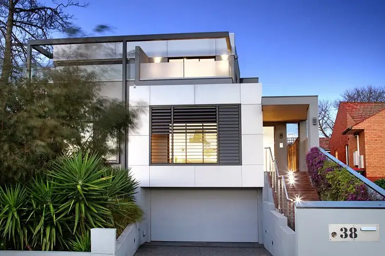 38 Clinton St, Brighton East VIC 3187