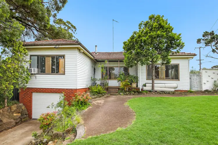 11 Horbling Ave, Georges Hall NSW 2198