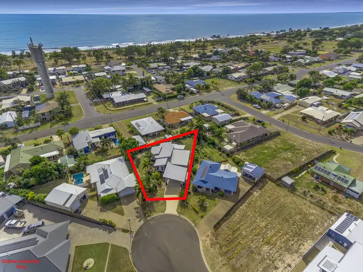 5 Willow Ct, Moore Park Beach QLD 4670