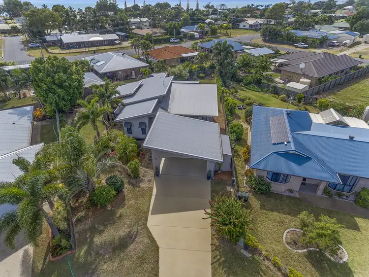 Third view of Homely house listing, 5 Willow Ct, Moore Park Beach QLD 4670