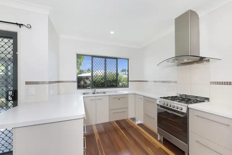 Seventh view of Homely house listing, 5 Willow Ct, Moore Park Beach QLD 4670